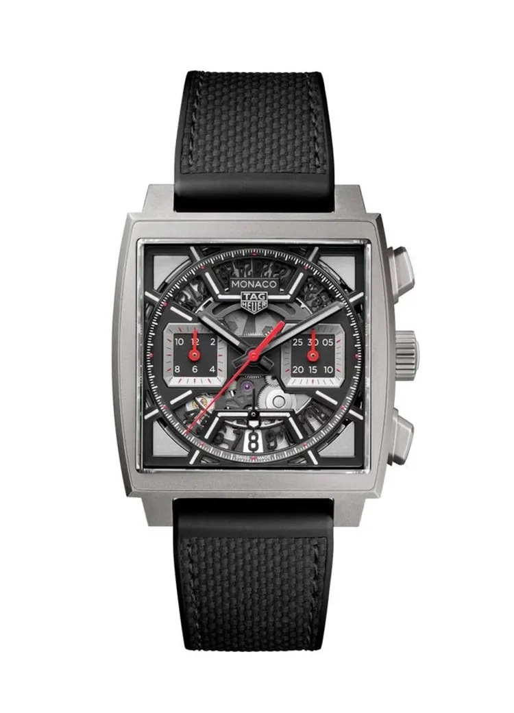 TAG Heuer Monaco鏤空計時腕錶，編號CBL2183.FT6236，35萬9400元。品牌提供