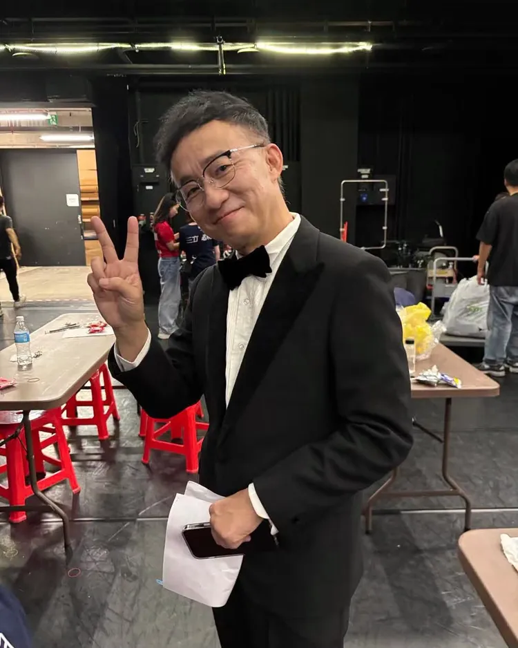 許常德昨擔任第37屆傳藝金曲獎頒獎人。翻攝許常德臉書
