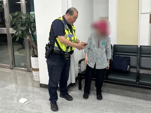 轉錯彎...回家路多3公里！民眾熱心報警助8旬婦