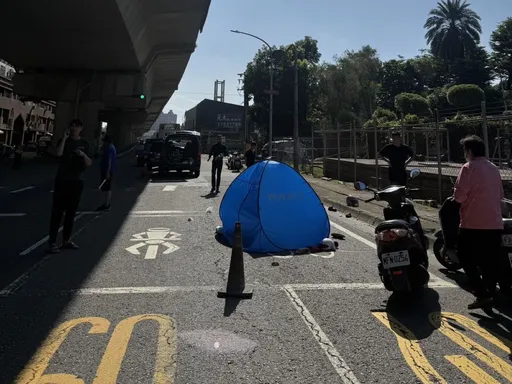 高雄大寮市道188拖板車撞倒機車！76歲女乘客遭爆頭死亡