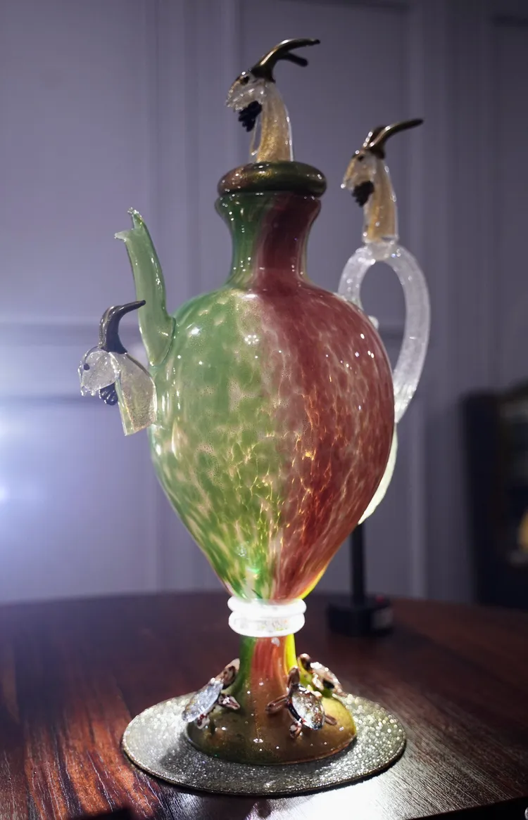 周丹薇琉璃作品「瑞澤」。彭欣偉攝