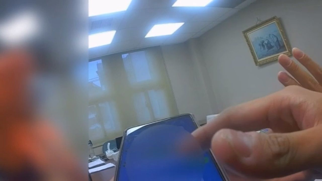 AI帥哥每日噓寒問暖!41歲女暈船掏老本投資 鳳警苦勸點醒