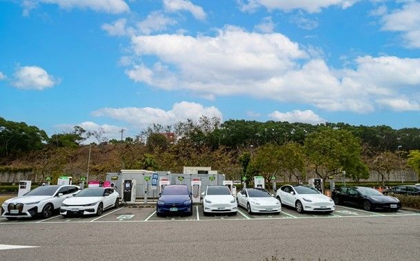 電動車將破15萬台!全台充電樁數曝光 東部拼圖台鐵補上