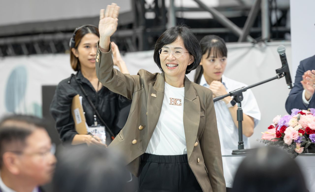 學歷遭疑「LLM寫成SJD」 蘇巧慧:從沒說過是博士