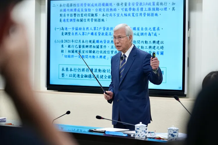 央行總裁楊金龍。呂承哲攝