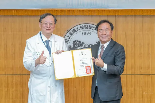 台大醫院研究證實！自動翻身氣墊床助重症照護　護理人力負擔降近7成