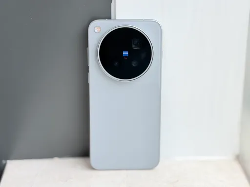 vivo也撐不住！X500台灣售價恐逼近4萬元