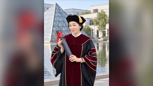 61歲吳淡如拿到商學博士！論文寫到頭髮都白了