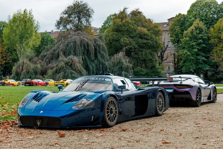 MC12 Versione Corse採用Blu Victory藍色塗裝，源自2005年參加FIA GT世界錦標賽的MC12 GT1，全球僅限量13輛。原廠照片