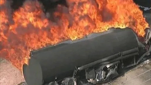 活活燒死10人！油罐車煞車失靈變「奪命火球」 恐怖畫面曝光