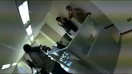 博弈機房隱身高雄商辦！假資訊公司掩護犯罪　南打逮21嫌送辦
