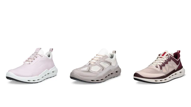 ECCO BIOM 720皮革防水女鞋（左起）8380元、BREATHRU網布防水女鞋7980元、BREATHRU網布透氣款6380元。品牌提供