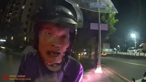闖紅燈拒檢狂逃！女警緊追攔停　原來騎士毒駕還是通緝犯