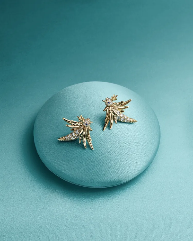 Tiffany石上鳥珠寶系列耳環，76萬5000元。品牌提供