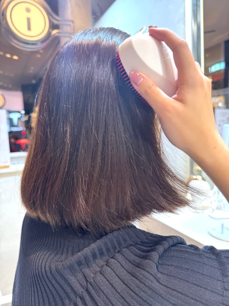 ReFa HEART BRUSH愛心梳。張家玲攝