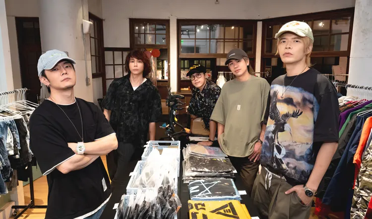 八三夭搬出大批珍藏。不搖就滾提供
