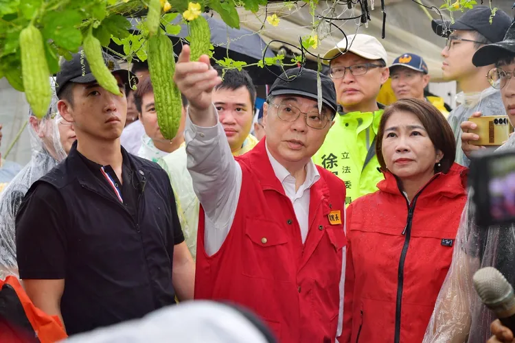 行政院下鄉勘災的基本資源卻遭全數刪除。行政院提供