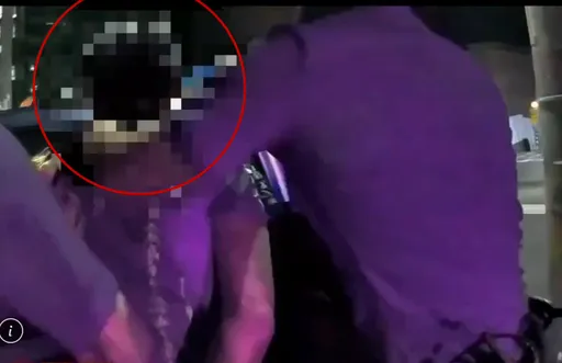 女友吵架旁人「看一眼」怒了！淡水男火大開嗆　路邊撿回收男衰捲入互毆