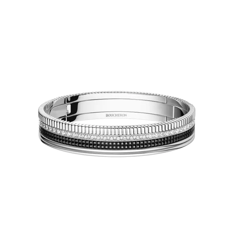 Boucheron Quatre Black系列手鐲。品牌提供