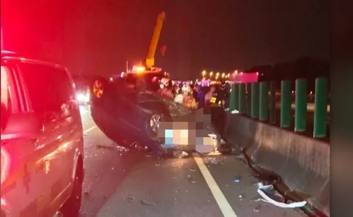 國3竹南段4車追撞！　路肩休息竟「突倒車入車道」釀5傷