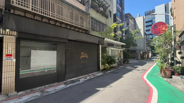 網友形容師大到東門這一帶的房子雖老舊，卻「很明顯都有好好打理」。施養正攝