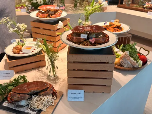 國聯Slate・板石推馬里蘭蟹肉餅、灣區螃蟹大蒜麵　經典美式料理一次上桌