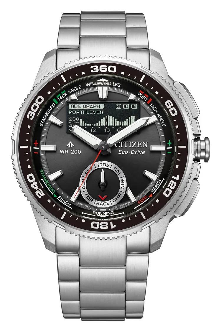 CITIZEN光動能液晶顯示潮汐計算帆船腕錶JV3001-53E，2萬8800元。品牌提供