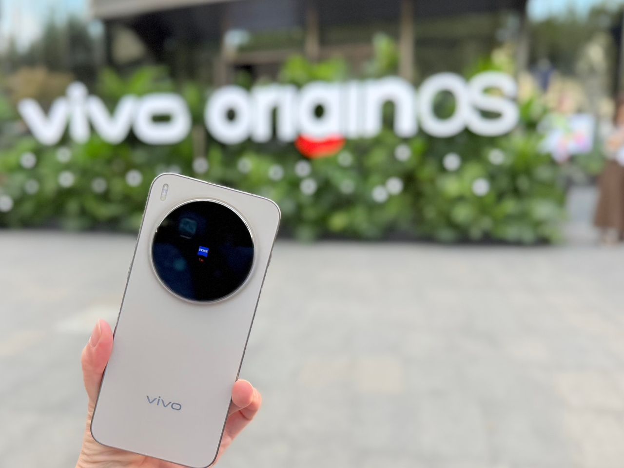 vivo OriginOS 7要來了 升級Android 17 液態玻璃介面亮相