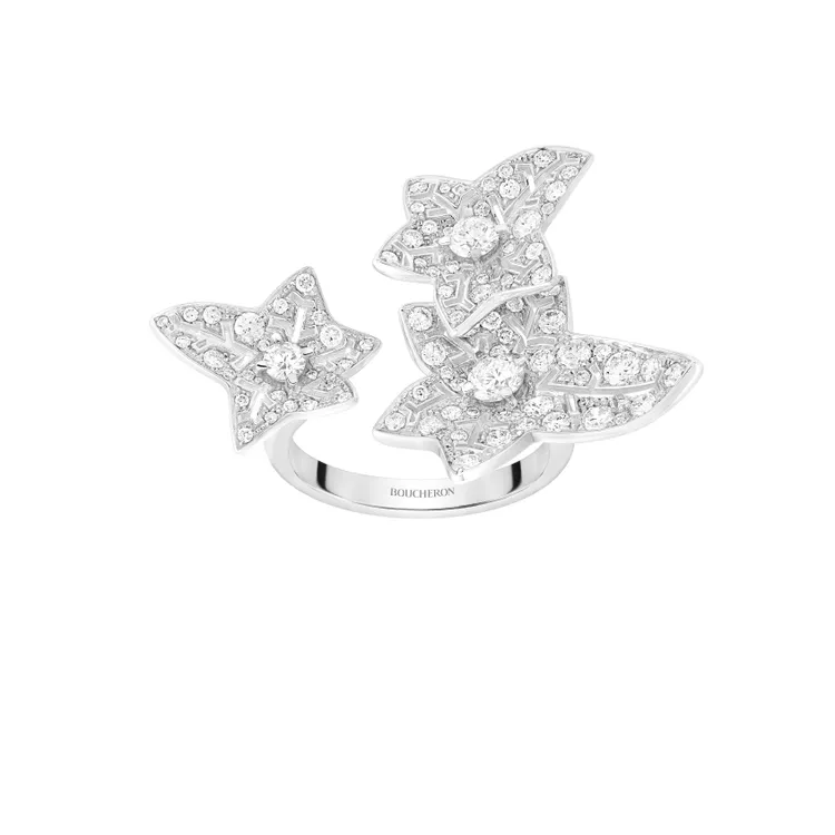 BOUCHERON Lierre de Paris常春藤系列戒指M號，白金750材質，鑲嵌鑽石。品牌提供