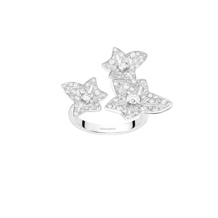 BOUCHERON Lierre de Paris常春藤系列戒指S號，白金750材質，鑲嵌鑽石。品牌提供