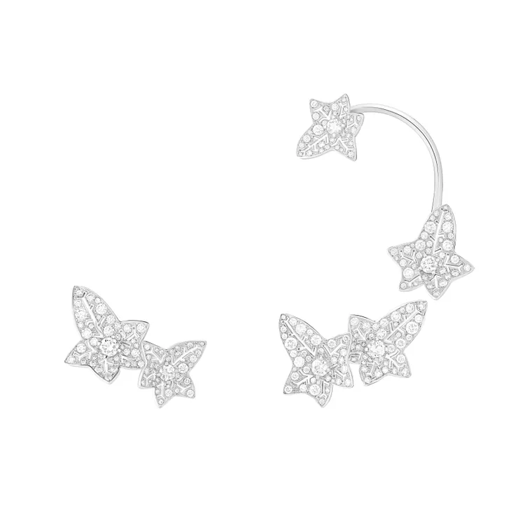 BOUCHERON Lierre de Paris常春藤系列不對稱耳環，白金750材質，鑲嵌鑽石。品牌提供