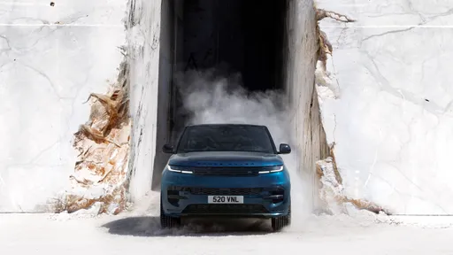 Range Rover Sport Electric純電登場　550匹、850Nm挑戰性能與越野雙重極限