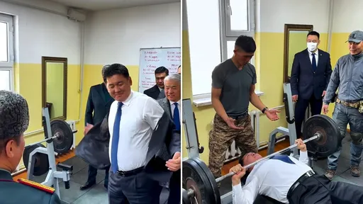 58歲蒙古總統視察部隊　心血來潮脫了！臥推100公斤20下