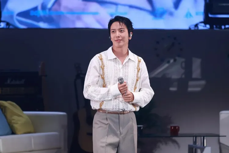 鄭容和上月在台北國際會議中心舉行見面會。彭欣偉攝
