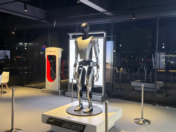 特斯拉人形機器人Optimus。呂承哲攝
