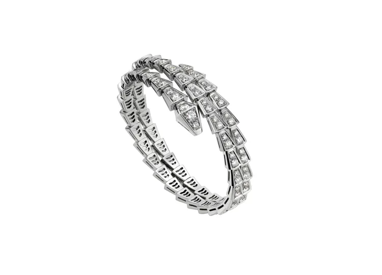 BVLGARI SERPENTI VIPER系列白金雙圈手環。品牌提供