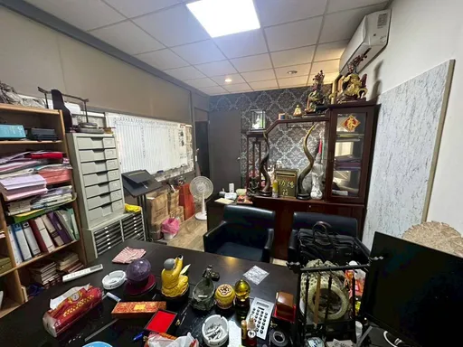 陰陽師假借做法事謀財害命！夥同狠父毒殺病子　又揪出毒殺義子詐保