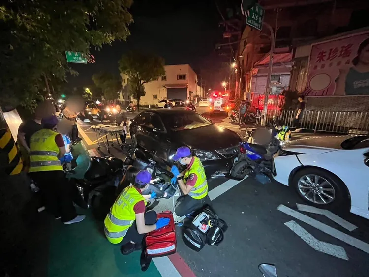 車禍現場。八德警分局提供
