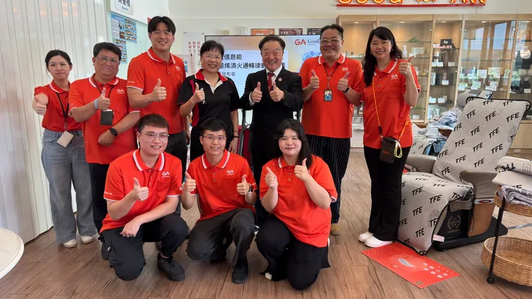 紅崴科技新產品從足部健康產品延伸至居家律動領域。紅崴科技提供