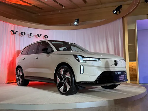 Volvo EX90純電旗艦正式登台　295萬元起、800V架構支援350kW快充