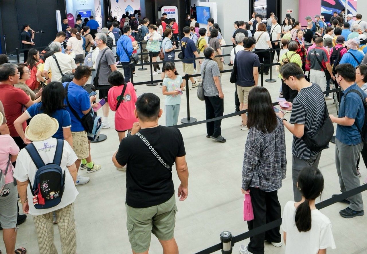 中秋連假賞設計! 台灣設計展桃園雙展區湧現爆滿人潮