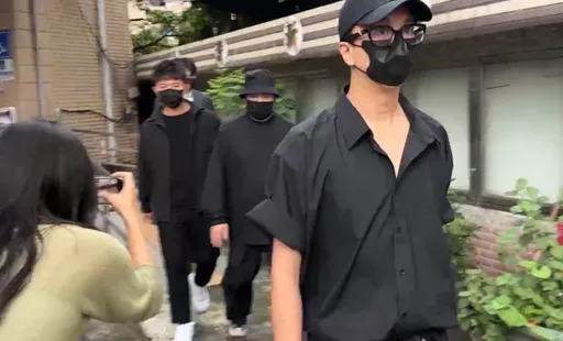 第4波閃兵藝人阿達等9藝人二度出庭　認罪強調「自首」求輕判緩刑