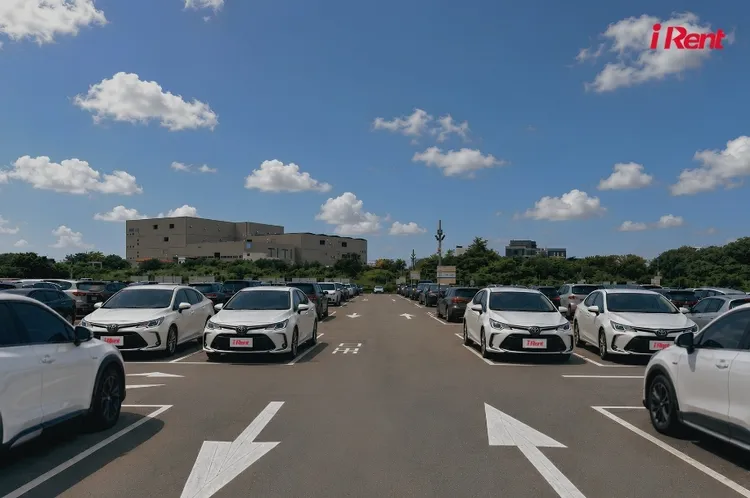 旗下iRent透過共享汽機車服務，讓綠色車隊進入通勤、短程代步及休閒旅遊等使用情境。業者提供