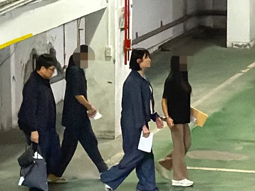 甜美女社工督導「侵吞5老人存款」　年撈1200萬買名牌包！收押禁見