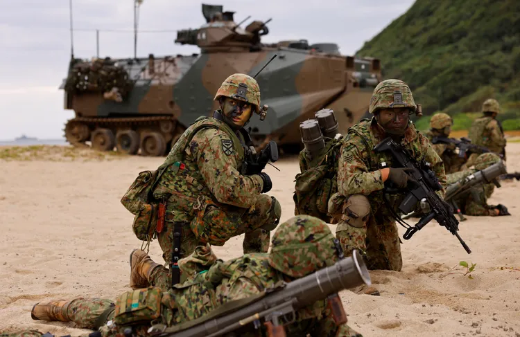 日本自衛隊演訓。路透社資料照片