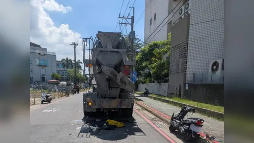 巷內倒車釀悲劇！23歲女大生遭水泥預拌車撞輾　送醫仍不治