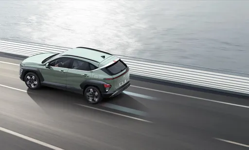HYUNDAI KONA Hybrid預接開跑　99萬元起、平均油耗25.3km／L