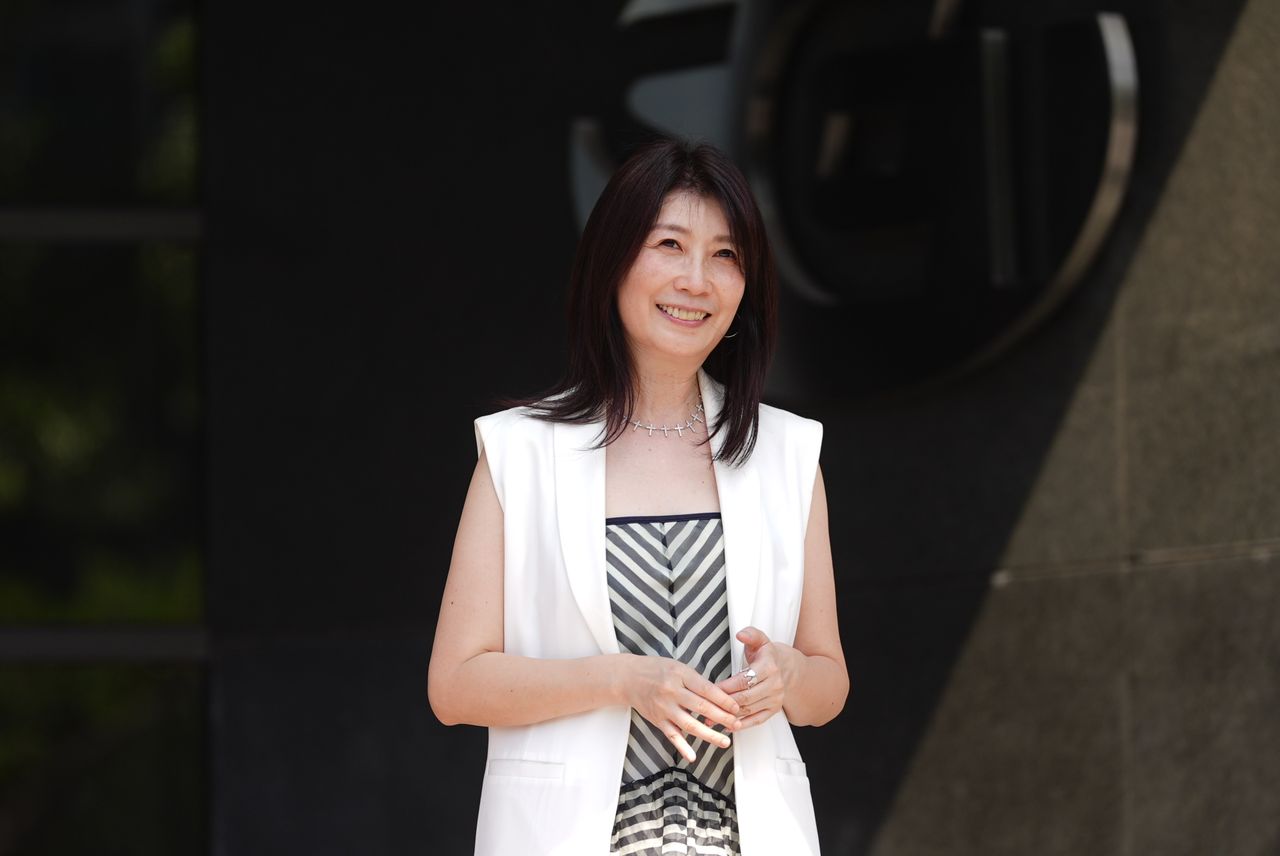 黑人陳建州心肌梗塞開刀 好友黃嘉千手比OK手勢:有跟范范聯絡
