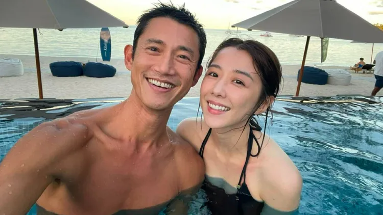 吳慷仁（左）第一時間就跨海祝福女友邵雨薇。翻攝吳慷仁臉書