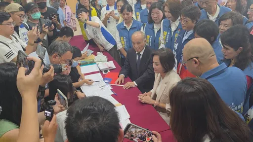 柯志恩登記參選高雄市長！「打倒新潮流、深耕高雄」　展現改變高雄決心